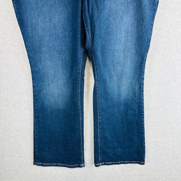 Torrid Womans Sz 20S Short Plus Slim Boot Stretch Jeans Blue Denim Pockets - Picture 3 of 8